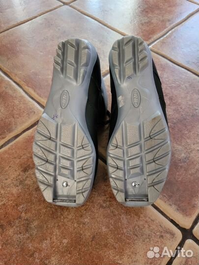 Лыжные ботинки, 37 размер