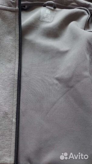 Продам костюм спортивный