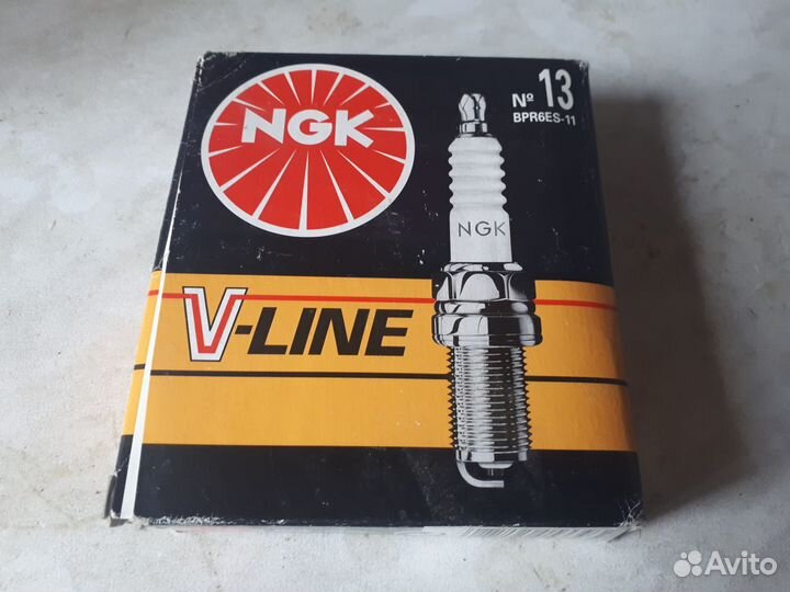 Свечи зажигания NGK, высоковольтные провода tesla