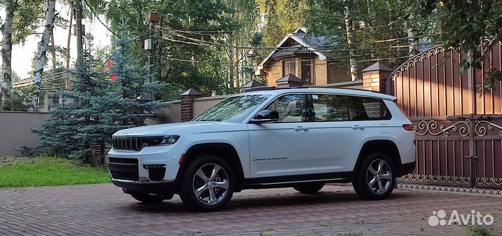Jeep Grand Cherokee 3.6 AT, 2022, 1 км