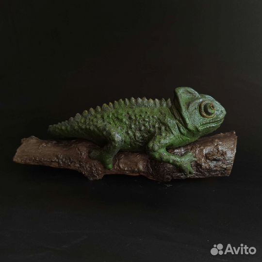 Скульптура хамелеон керамическая глиняная