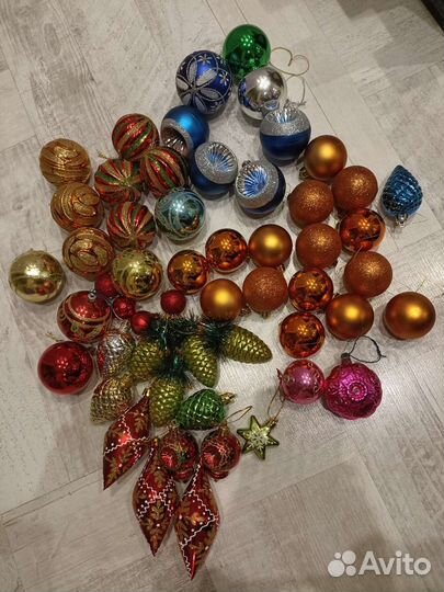 Елочные игрушки