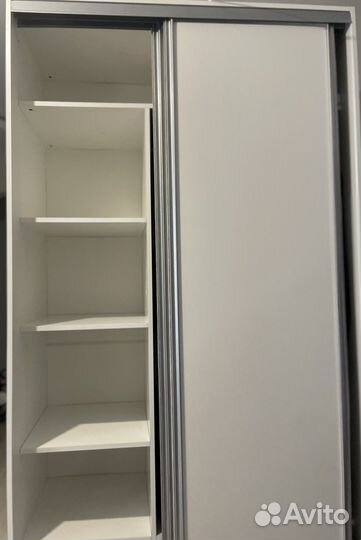 Шкаф-купе Hoff