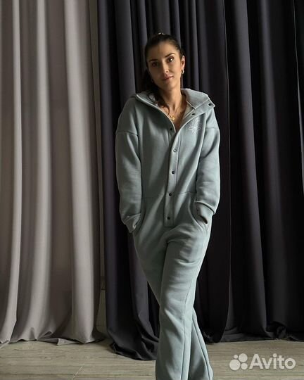 Комбинезон женский утепленный