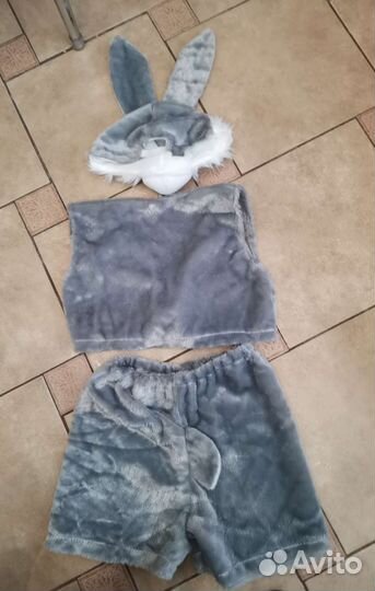 Новогодний костюм зайца