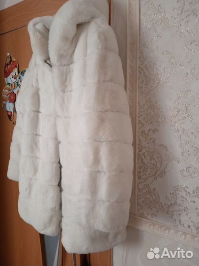 Белоснежная шубка кролик, трансформер 50-52 Италия