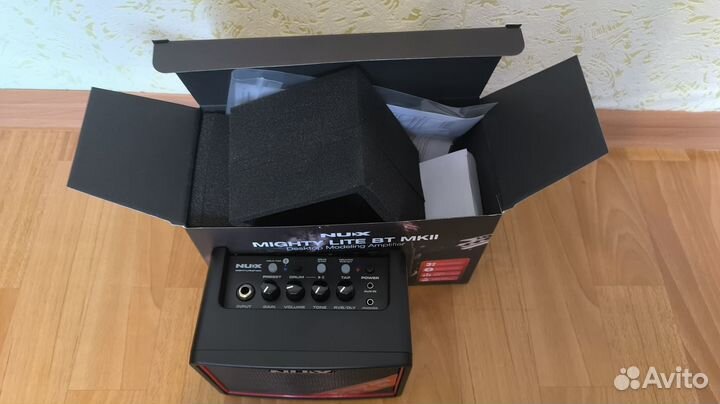 Nux mighty light BT mkii комбик для электрогитары