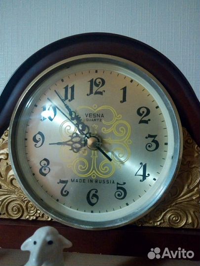 Часы «Весна» кварцевые (2 вида)