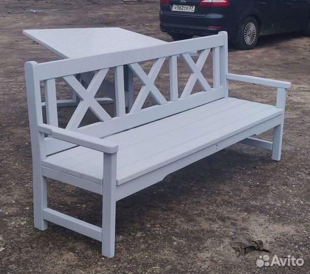 Деревянная мебель