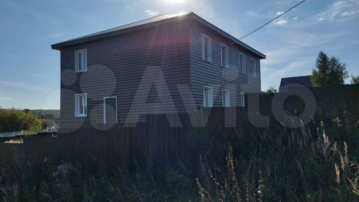 Коттедж 143 м² на участке 5 сот.