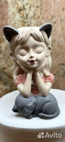 Кашпо девочка с ушками