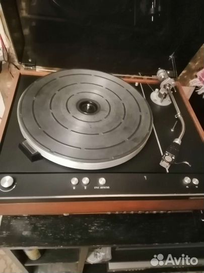 Проигрыватель винила электроника Б1-011