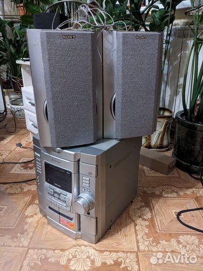 Музыкальный центр sony