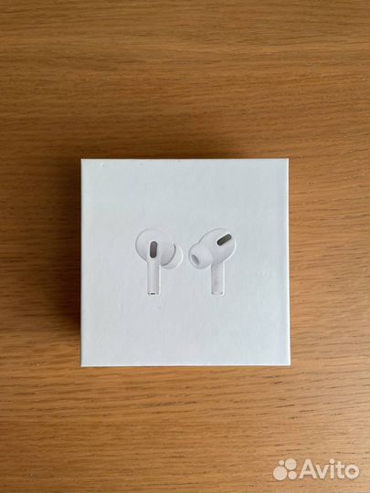 Пустая коробка от Airpods Pro