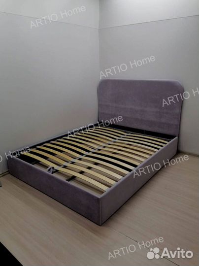 Дизайнерская кровать