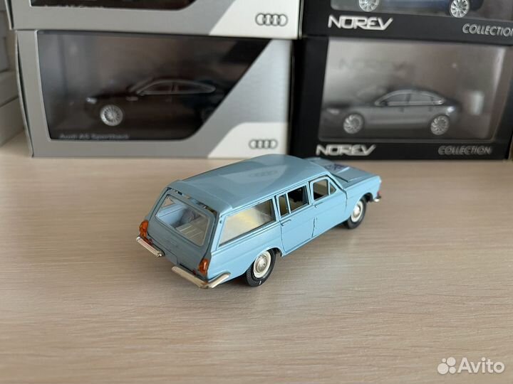 Модель Волга газ 2402 фестивальная СССР 1:43