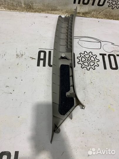 Накладка стойки передняя левая Toyota Corolla 150