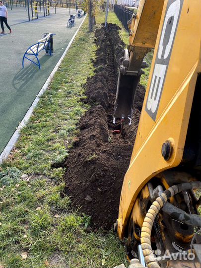 Услуга экскаватора погрузчика JCB. Гидробур