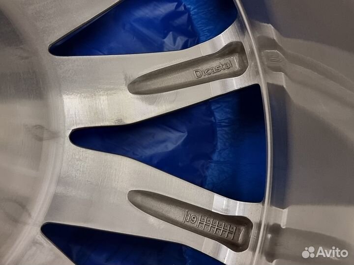 Новые ориг.диски R22 Cadillac Escalade 5G 23376238