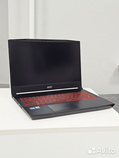 Игровой ноутбук MSI Katana GF66 12UE-868XRU