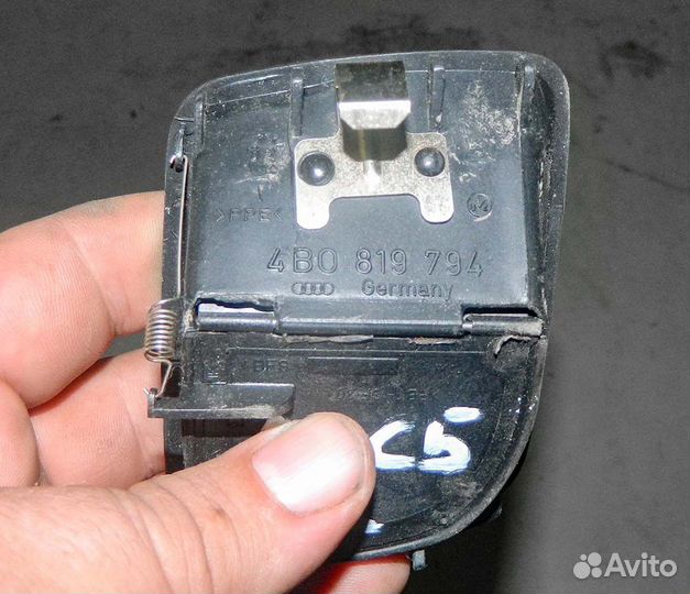 Дефлектор воздушный правый Audi A6 C5