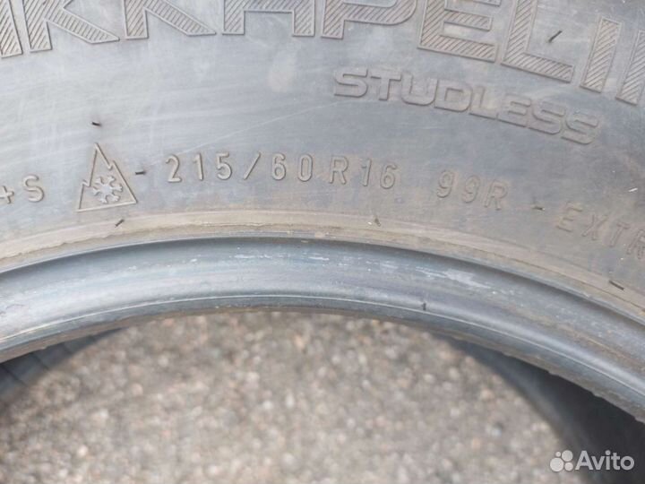 Nokian Tyres Hakkapeliitta R2 215/60 R16 99R