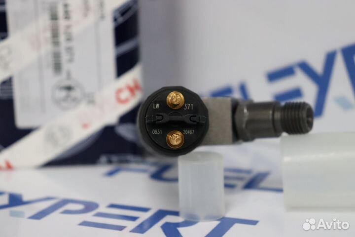 Форсунка 0445120371