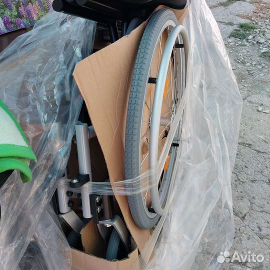 Инвалидная коляска новая