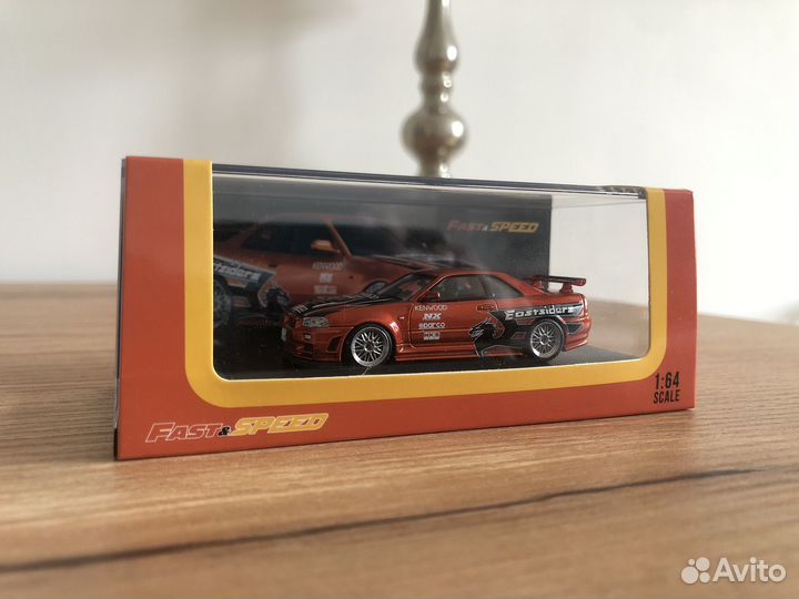 Nissan gtr 1:64