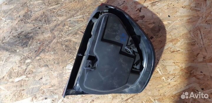 Фонарь задний наружный левый Renault