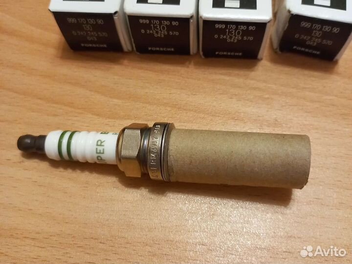 Свеча зажигания иридиевая Porsche 99917013090