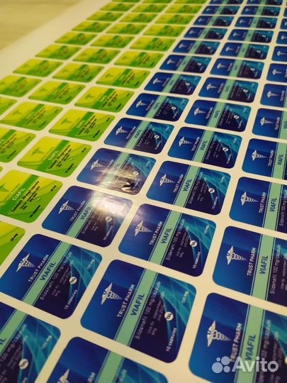 Печать наклеек и баннера