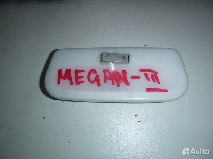 Плафон салона renault megane III 2009