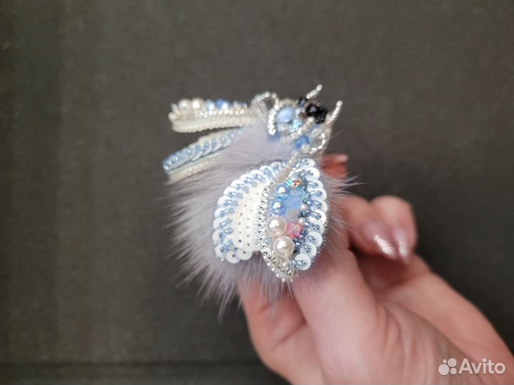 Набор брошей. Брошь жук