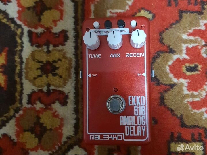 Педаль эффектов malekko ekko analog delay