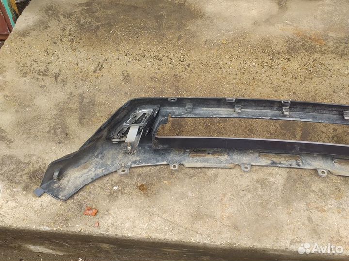 Накладка переднего бампера Mitsubishi Outlander 3