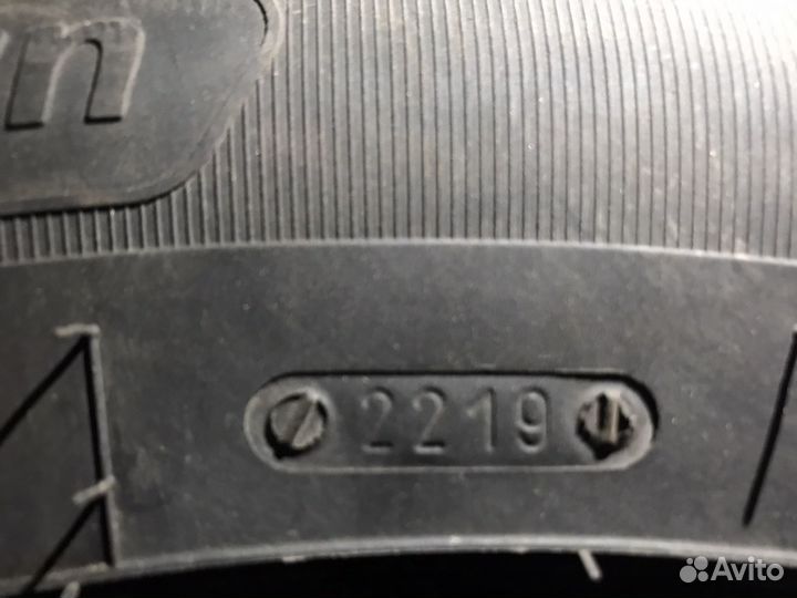 Kormoran SUV Stud 215/60 R17 94V