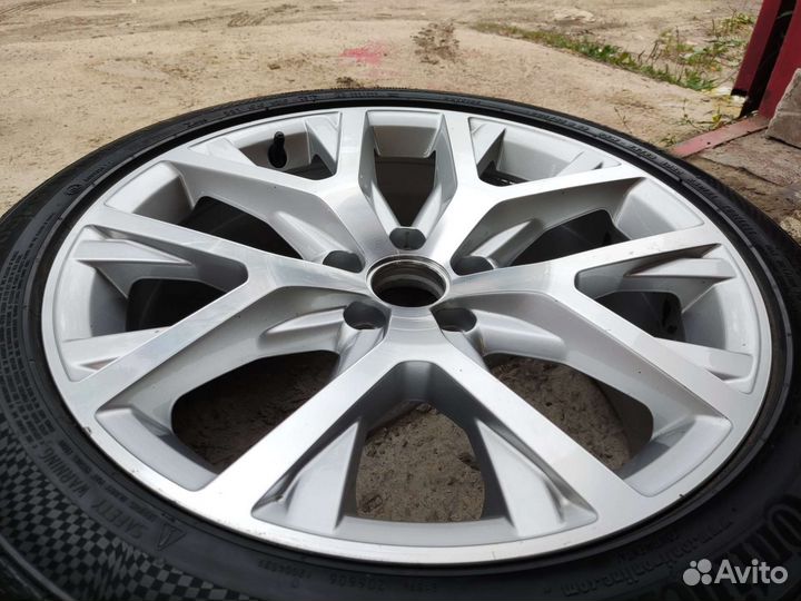 Литой диск VW Canyon R18