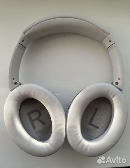 Bose quietcomfort headphones