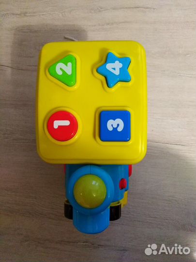 Паровозик развивающий