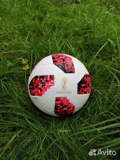 Футбольный мяч Новый