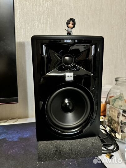 Студийные мониторы jbl 305p mkii