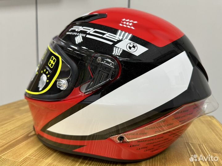 Мотошлем BMW Motorrad M Pro RaceCurbs