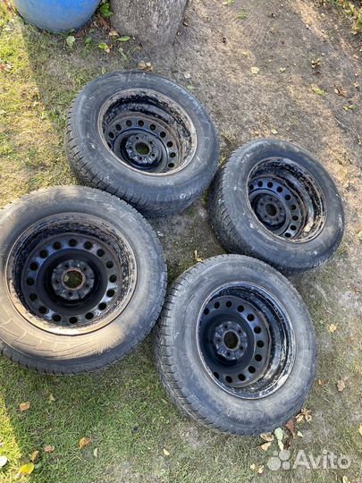 Колеса в сборе r16 зимние 215/70
