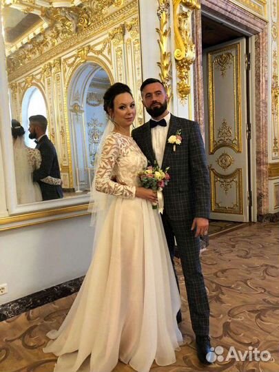 Свадебное платье