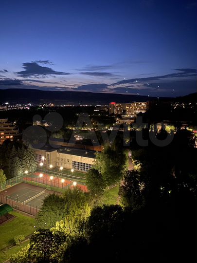 3-к. квартира, 116 м², 5/8 эт.