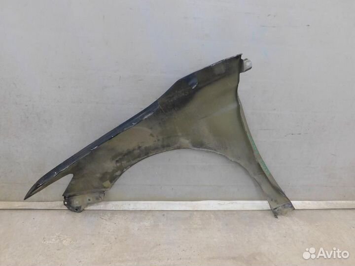 Крыло переднее правое Toyota Camry