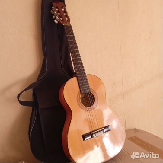 Классическая гитара 3/4