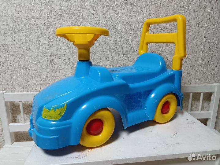 Детская машинка толокар