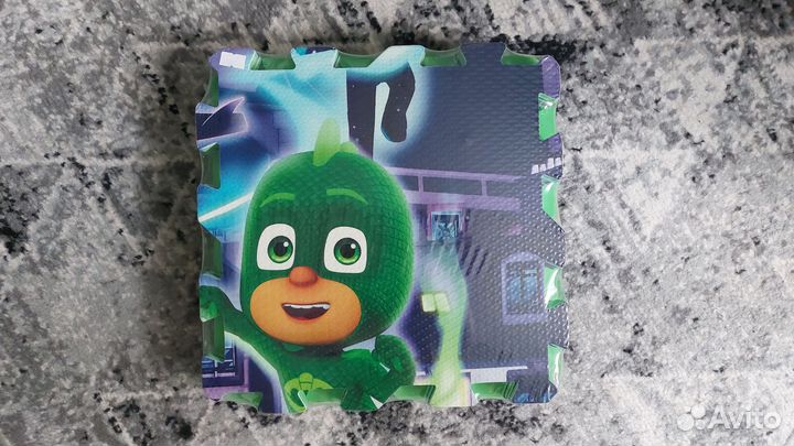 Новый коврик пазл Герои в масках